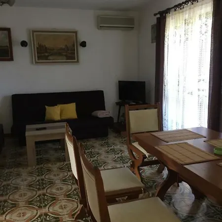 Apartman Suncana Appartamento